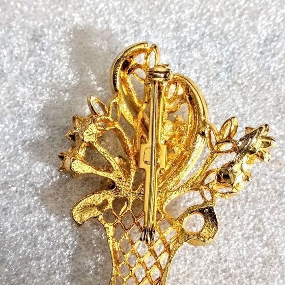 2" Gold Tone Crystal Flower Basket Brooch - Picture 2 of 6